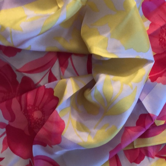 NWT Ann Taylor, 100% silk scarf - Picture 5 of 8